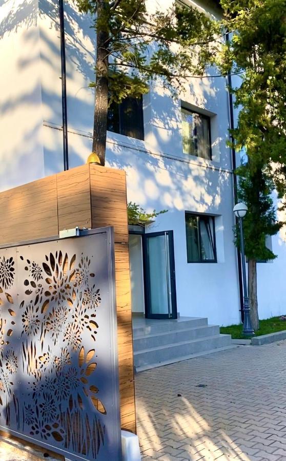 Zen House Apartman Bodzavásár Kültér fotó