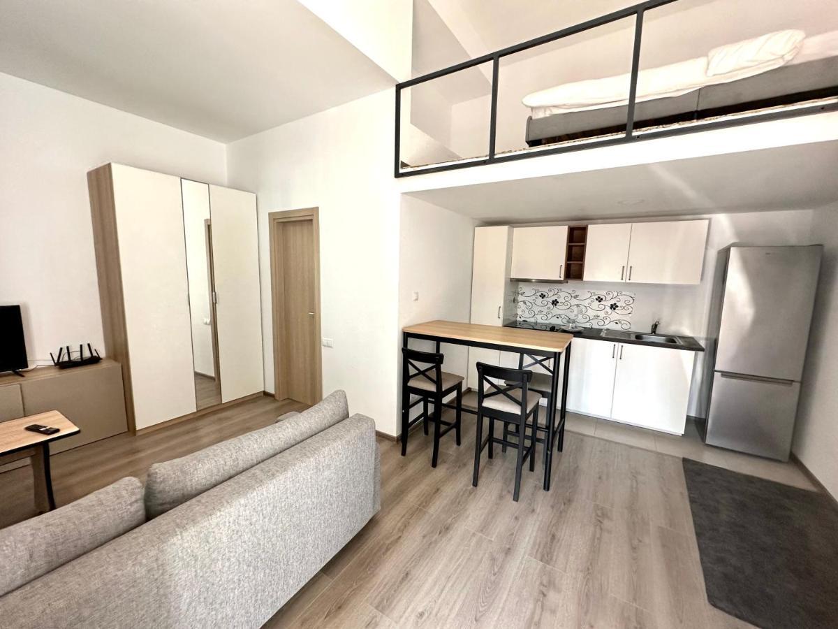 Zen House Apartman Bodzavásár Kültér fotó