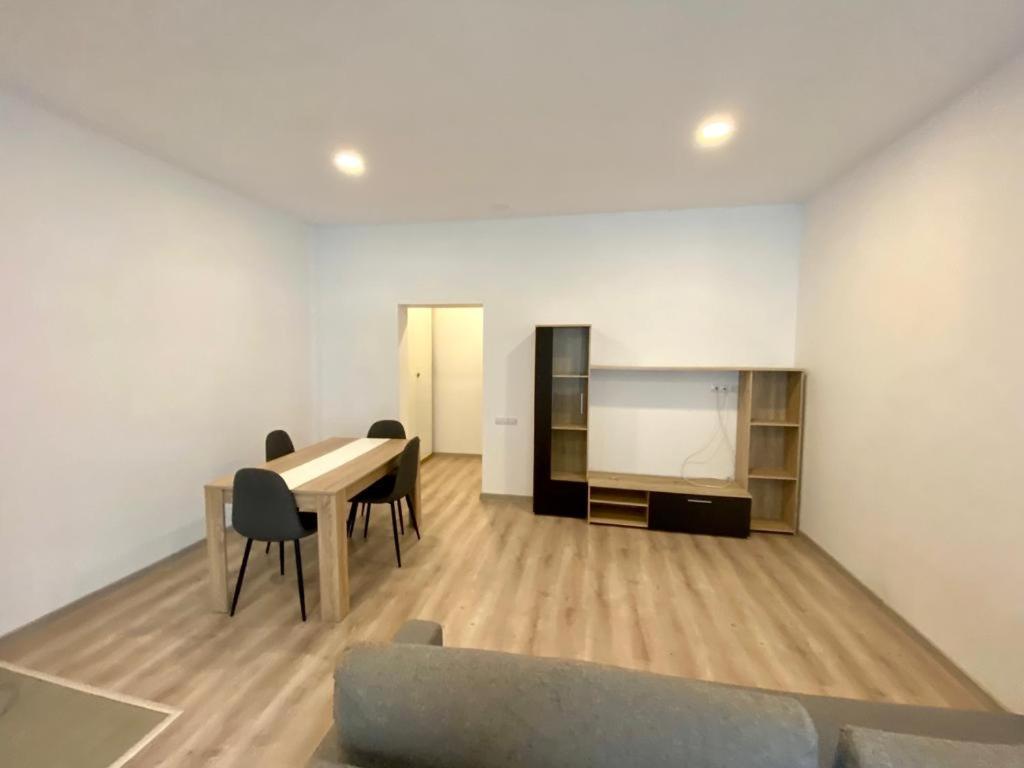 Zen House Apartman Bodzavásár Kültér fotó