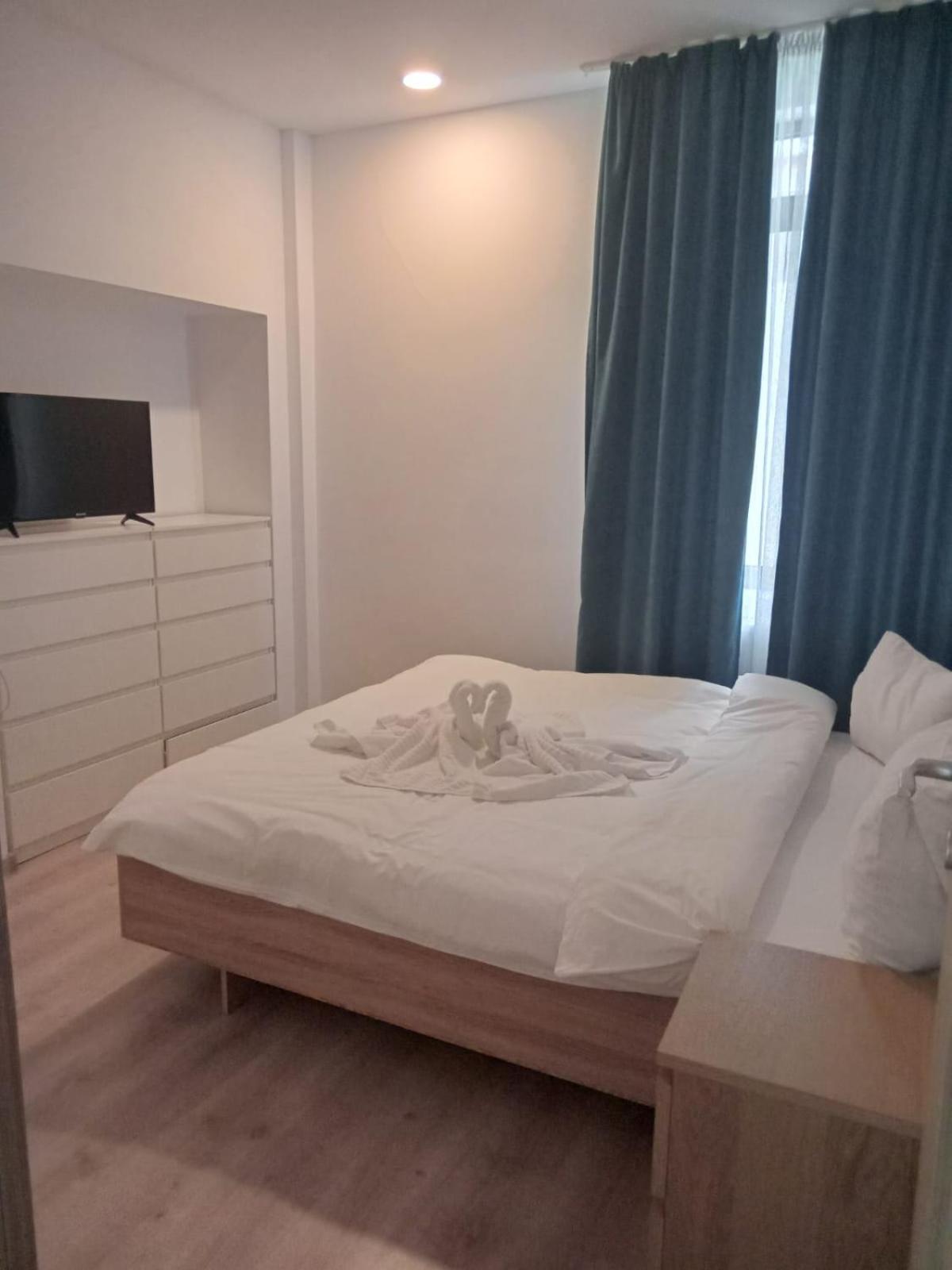 Zen House Apartman Bodzavásár Kültér fotó
